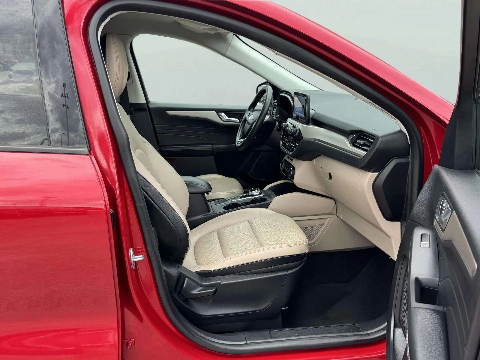 Ford Escape photo 50