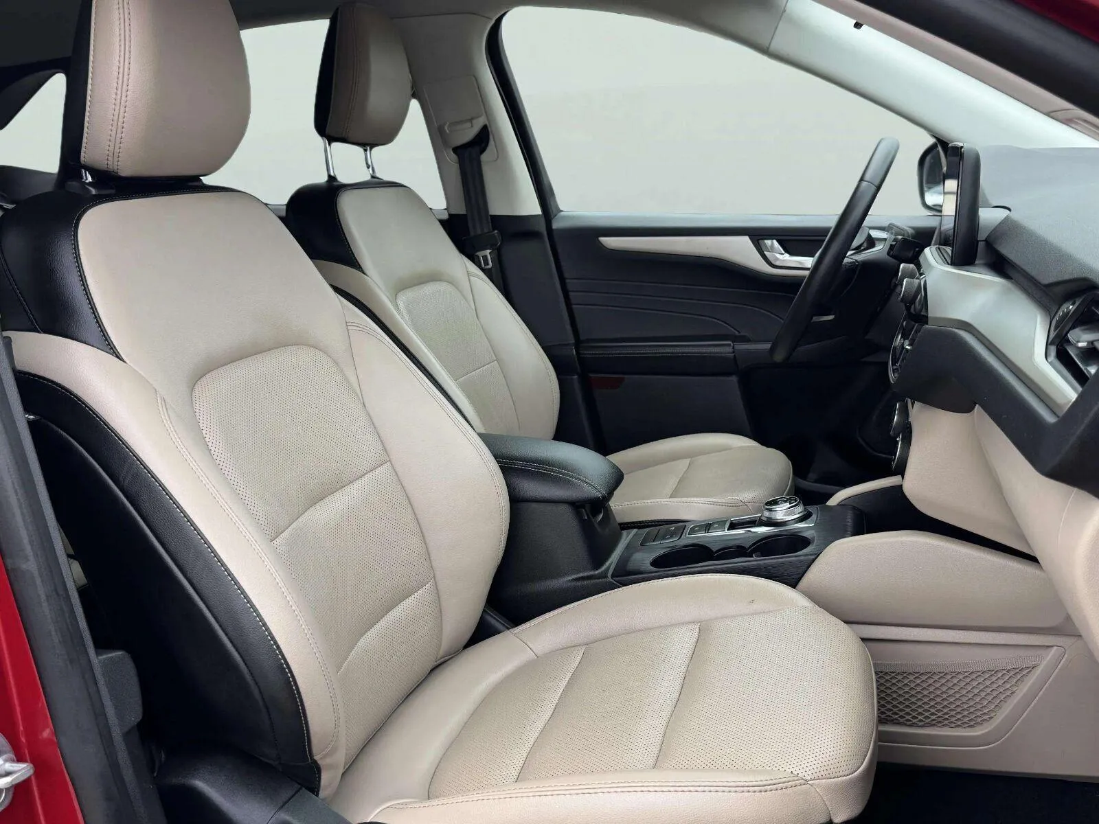Ford Escape photo 53