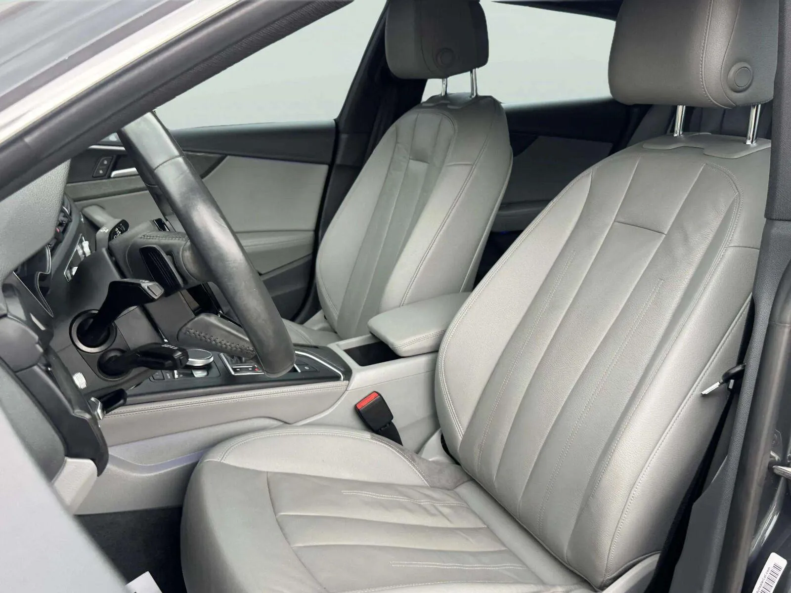 Audi A5 photo 19