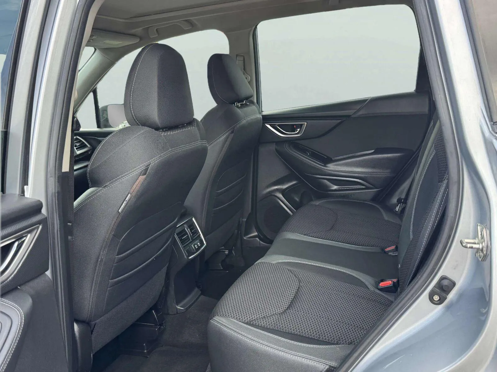 Subaru Forester photo 37