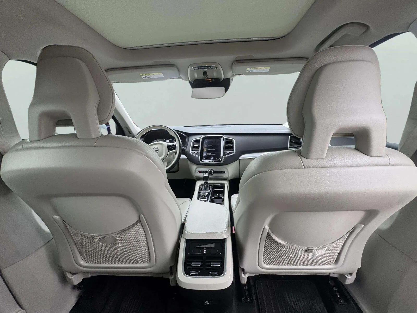 Volvo XC90 photo 37