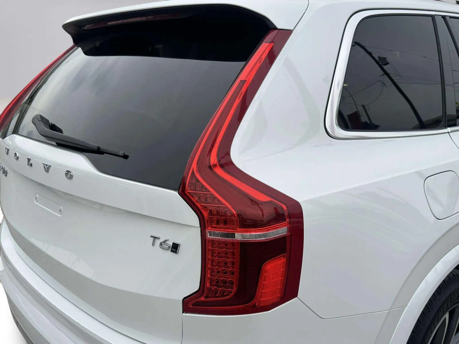 Volvo XC90 photo 15