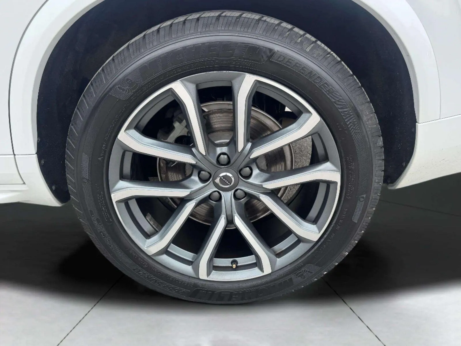 Volvo XC90 photo 46
