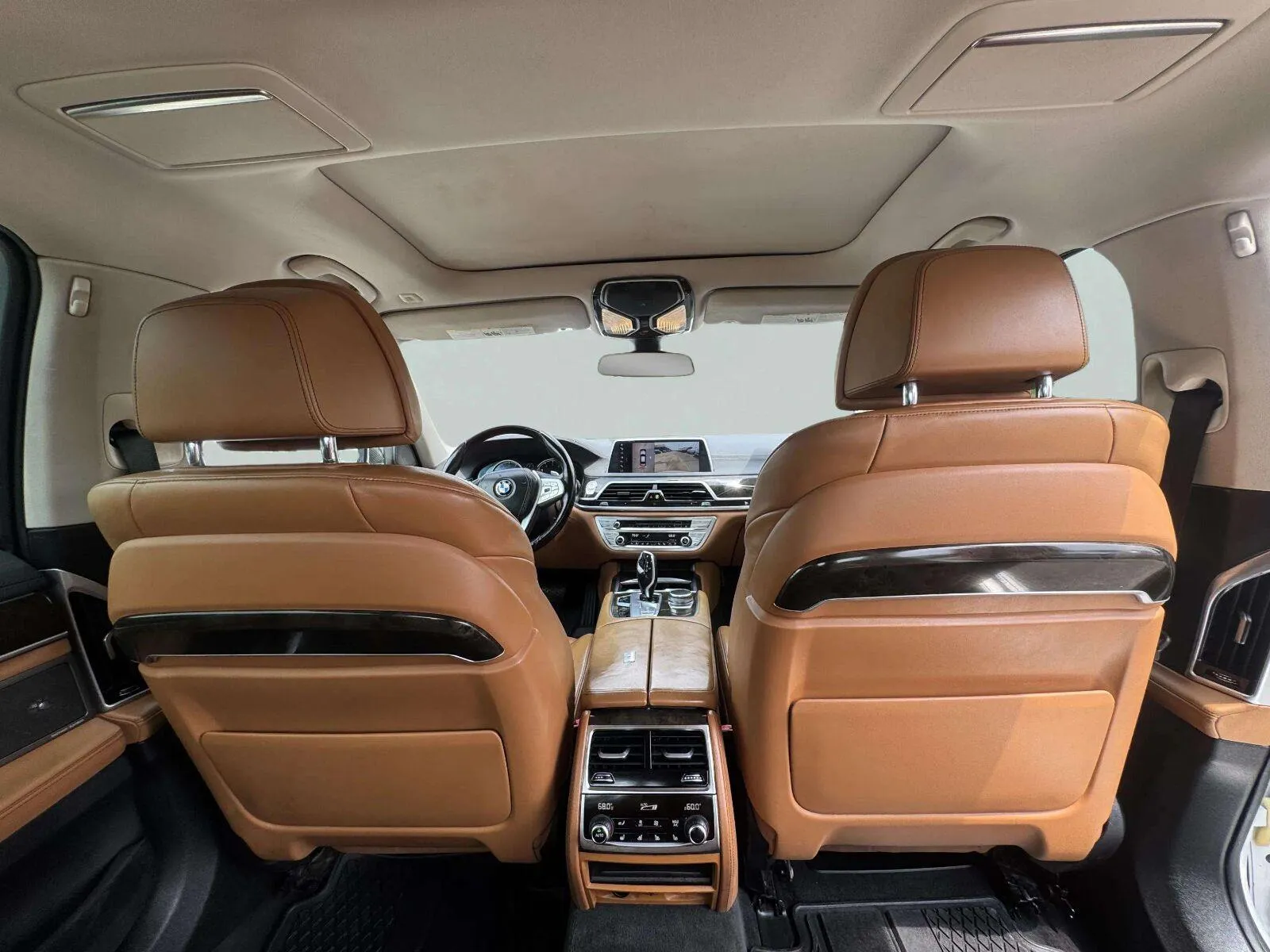 BMW 7 Series photo 41