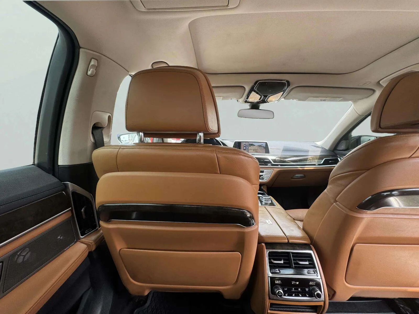 BMW 7 Series photo 43