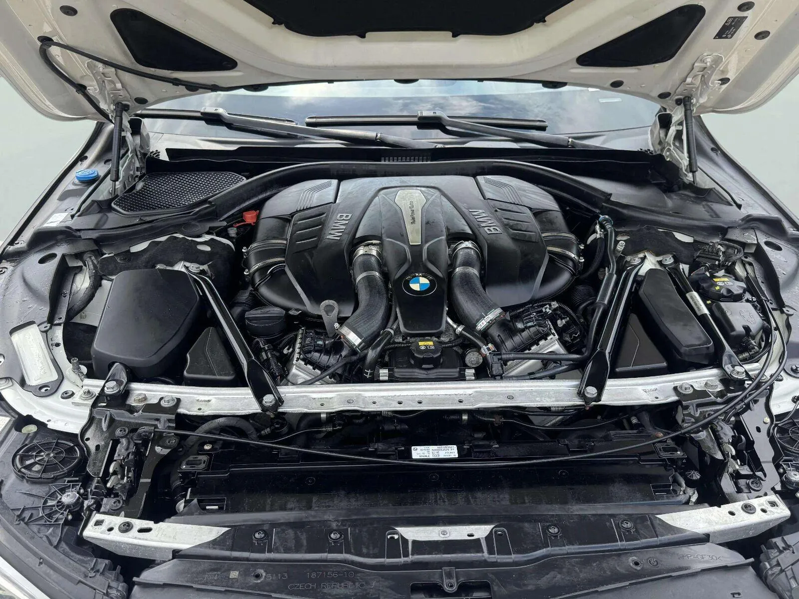 BMW 7 Series photo 57