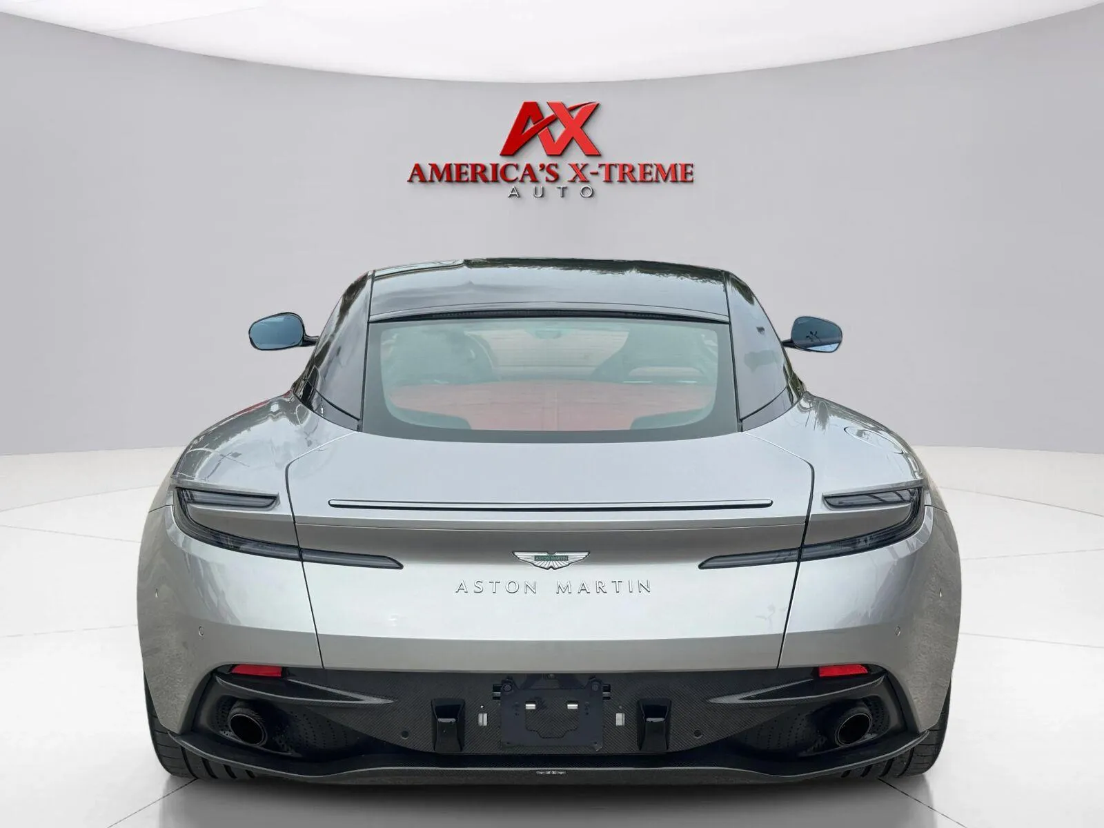 Aston Martin DB12 photo 8