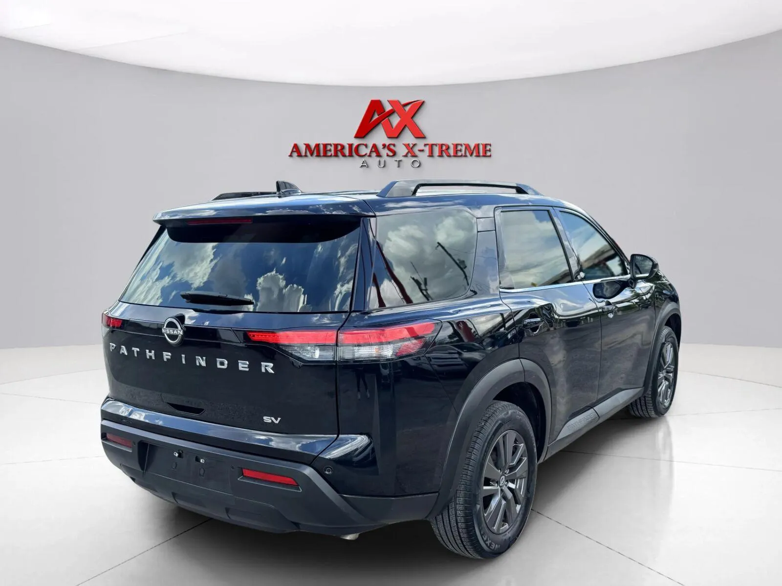 Nissan Pathfinder photo 6