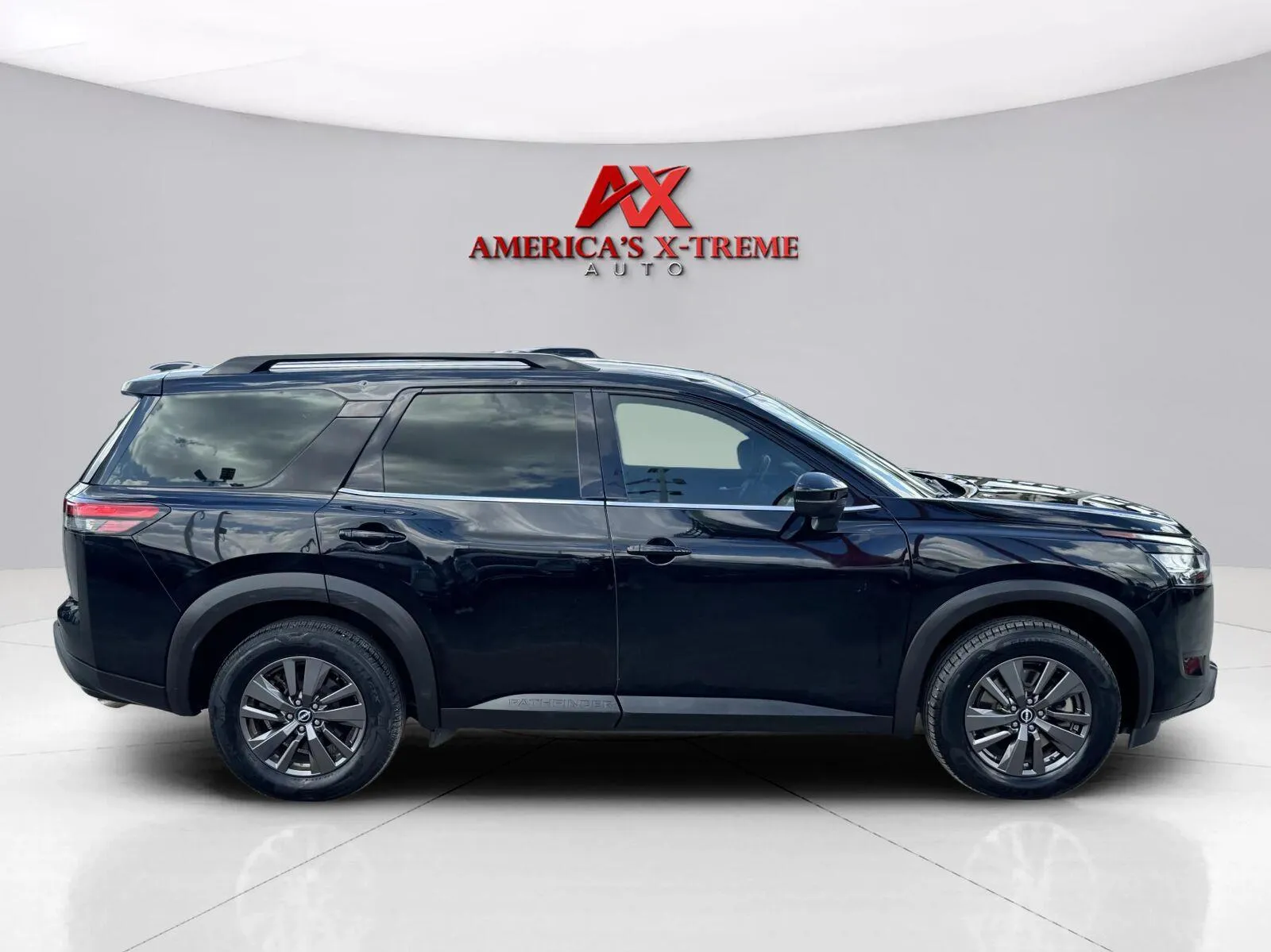 Nissan Pathfinder photo 7