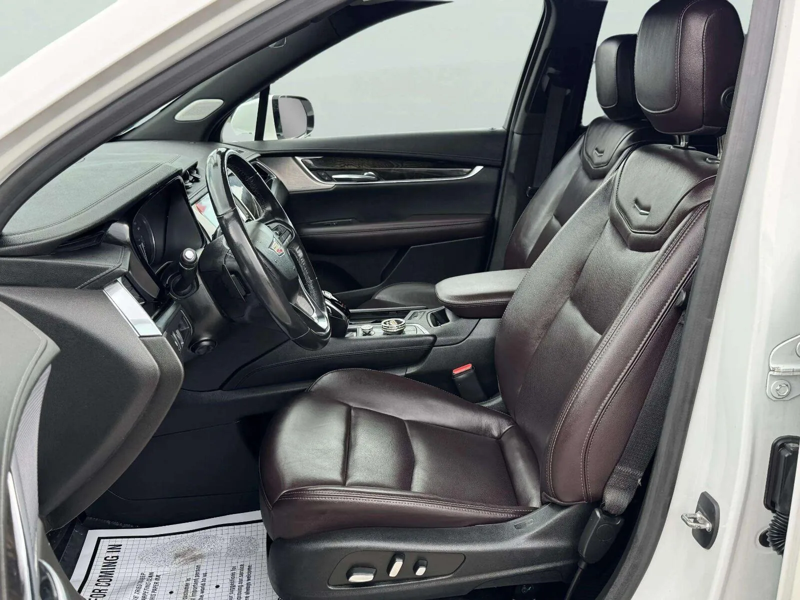 Cadillac XT6 photo 14