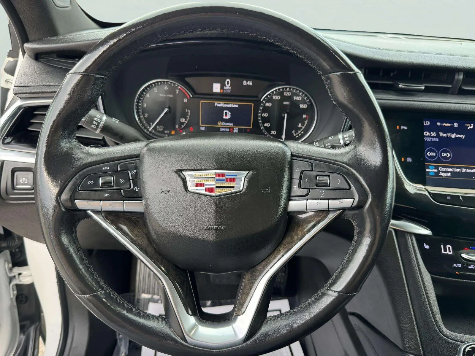 Cadillac XT6 photo 23