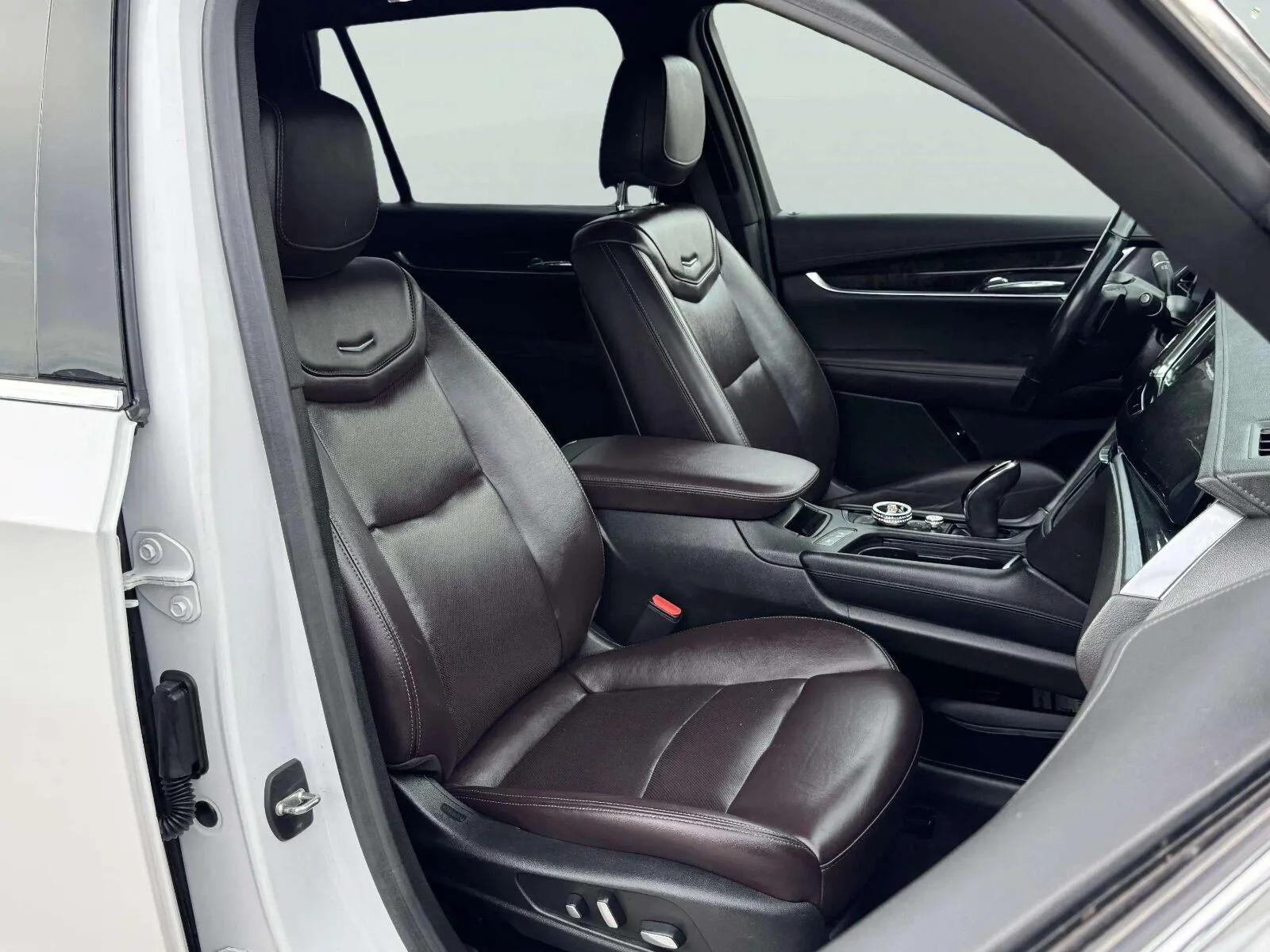 Cadillac XT6 photo 42