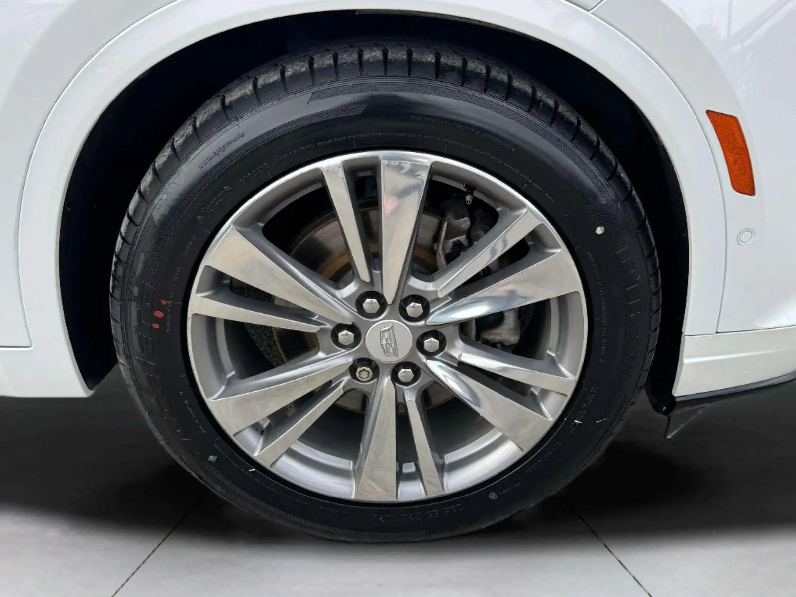 Cadillac XT6 photo 47