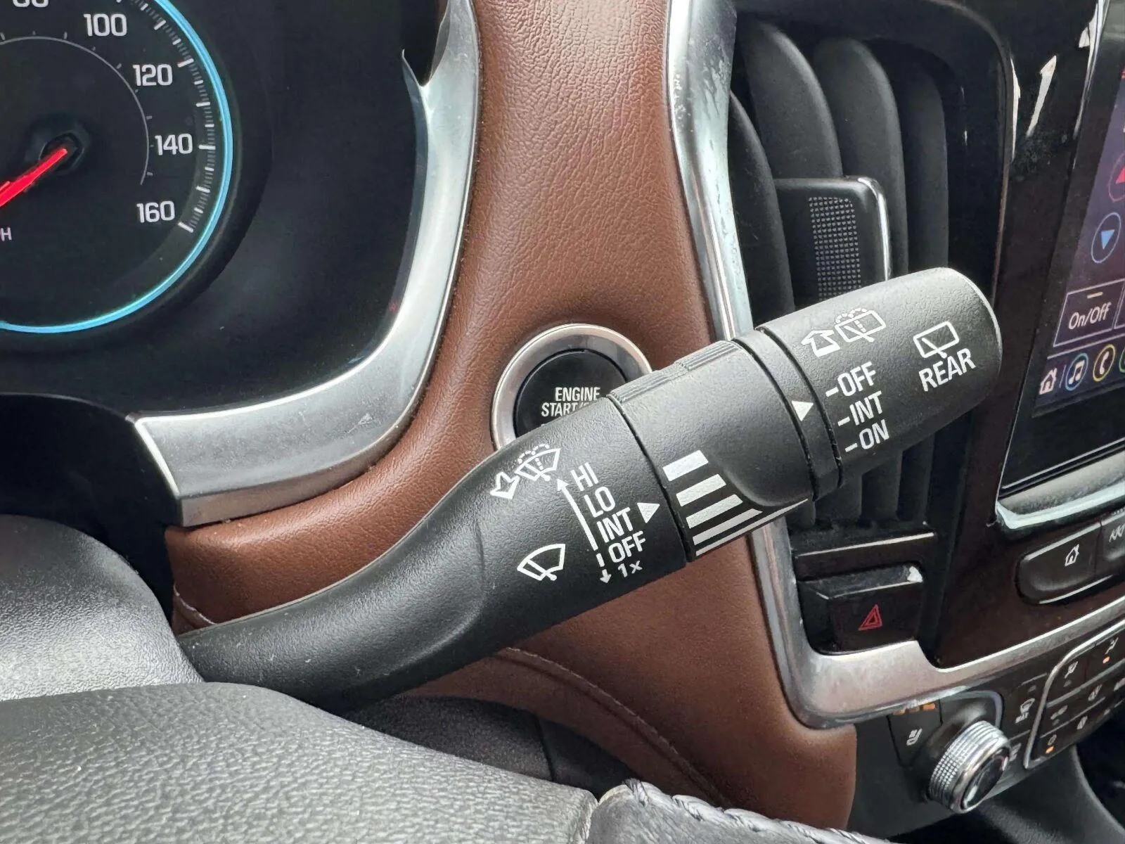 Chevrolet Traverse photo 20