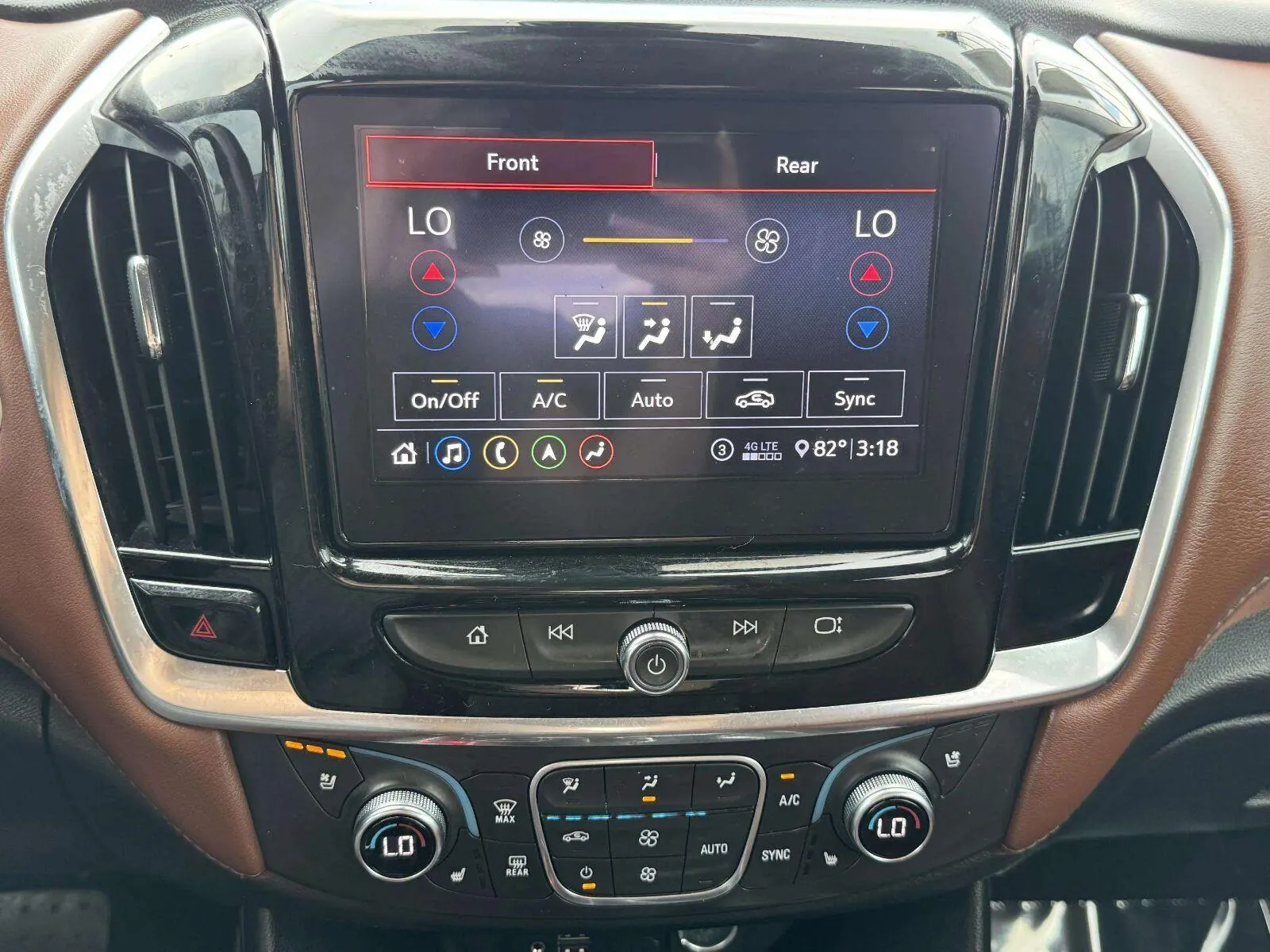 Chevrolet Traverse photo 26