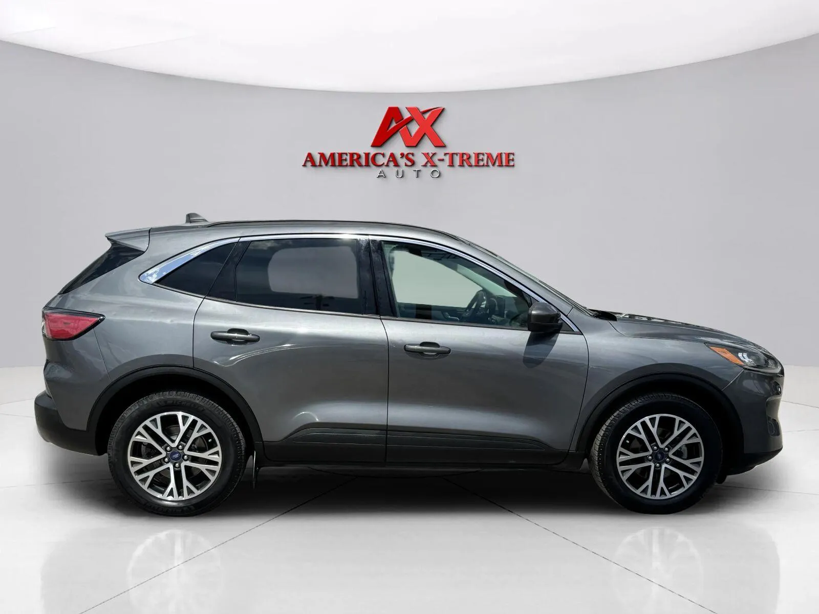Ford Escape photo 7