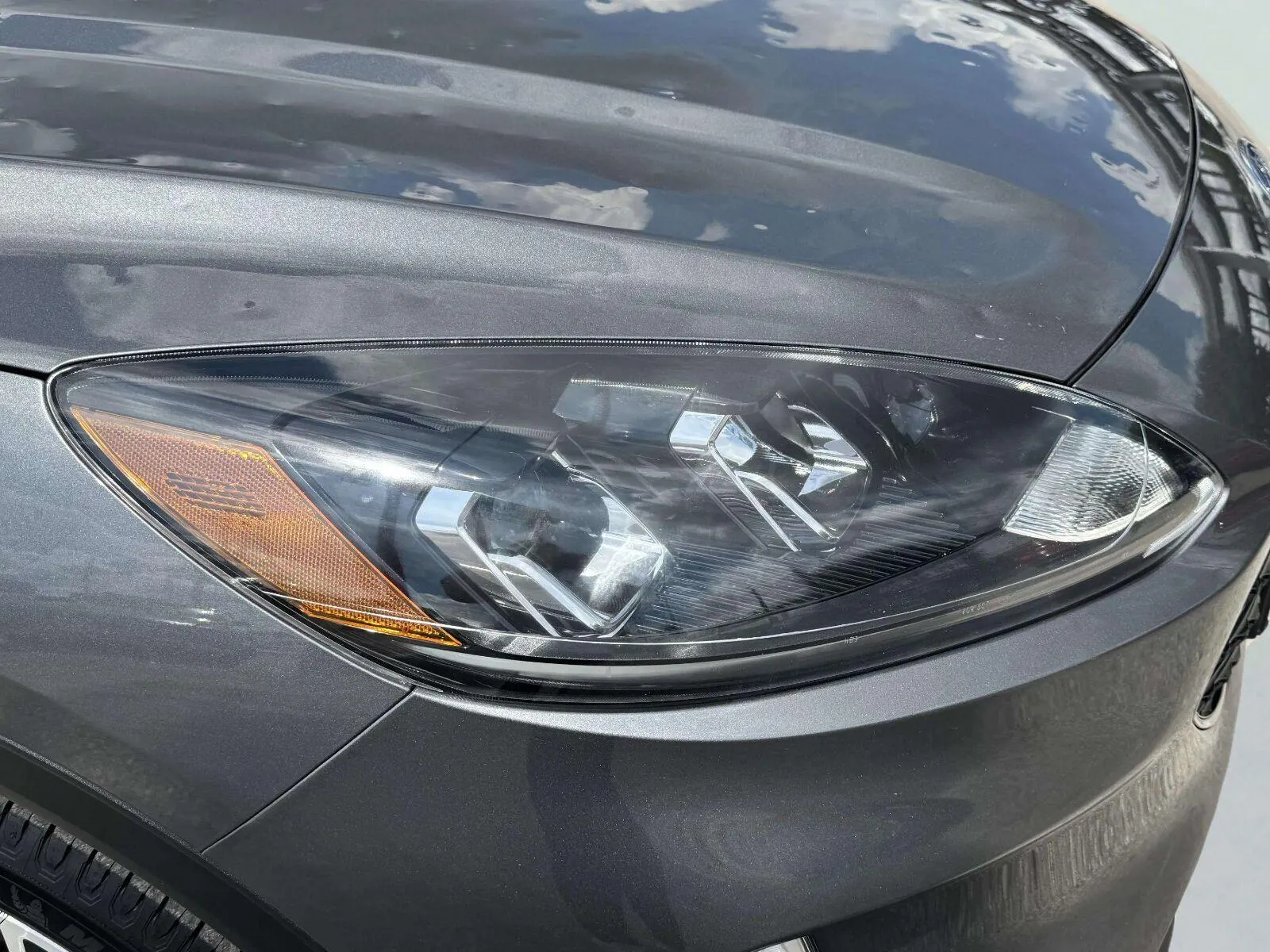 Ford Escape photo 11