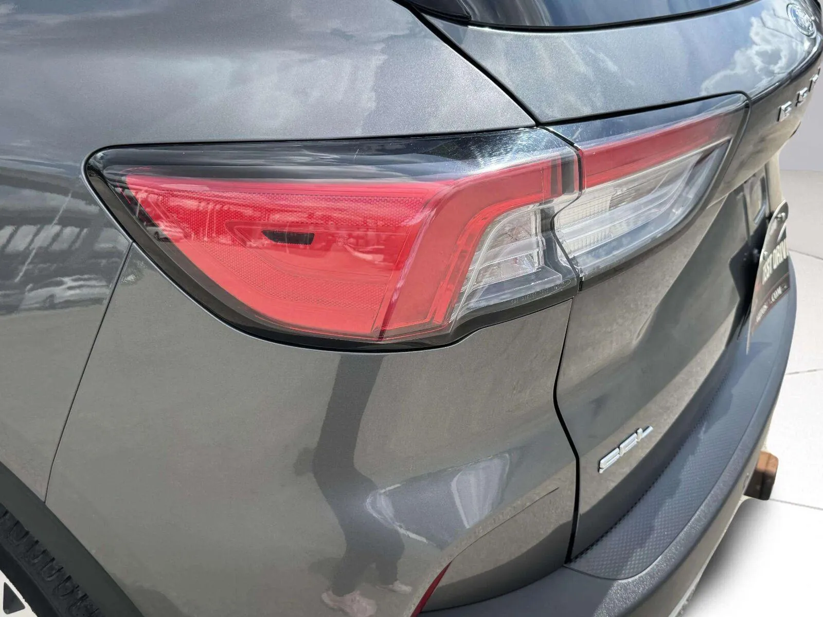 Ford Escape photo 14
