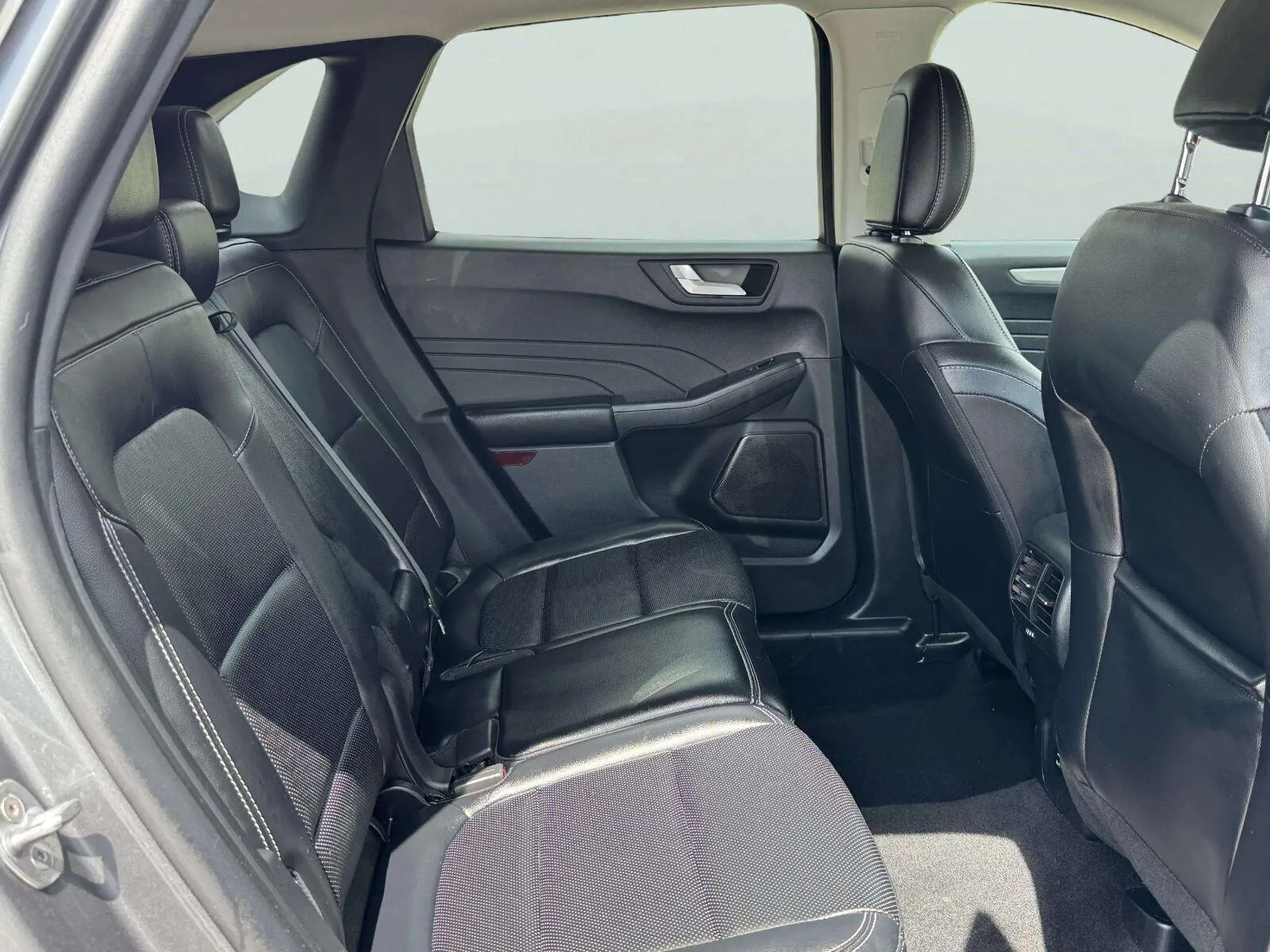 Ford Escape photo 33