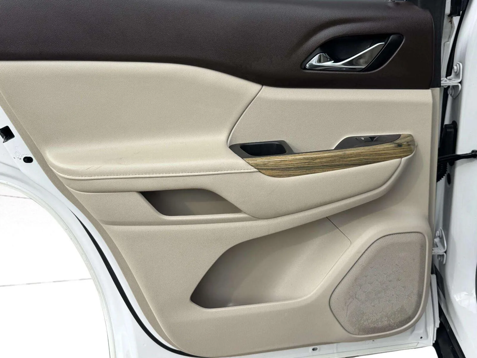 GMC Acadia photo 31