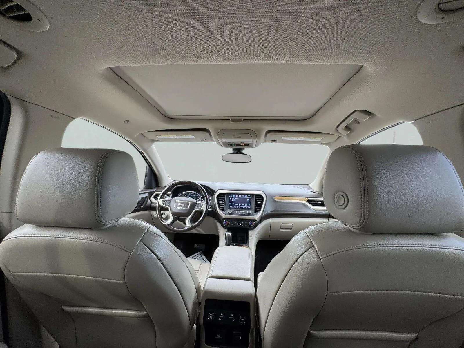 GMC Acadia photo 38