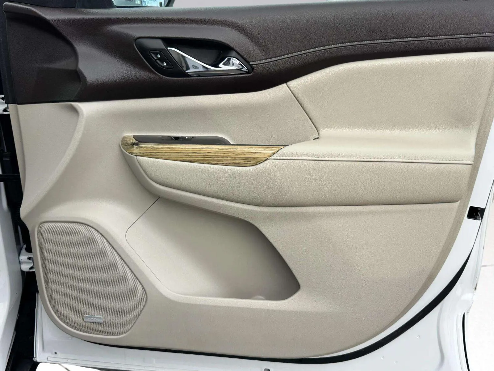 GMC Acadia photo 43