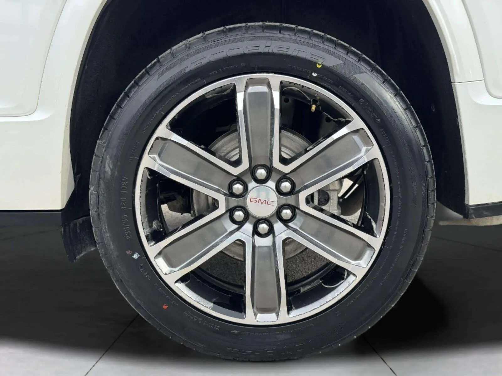 GMC Acadia photo 50