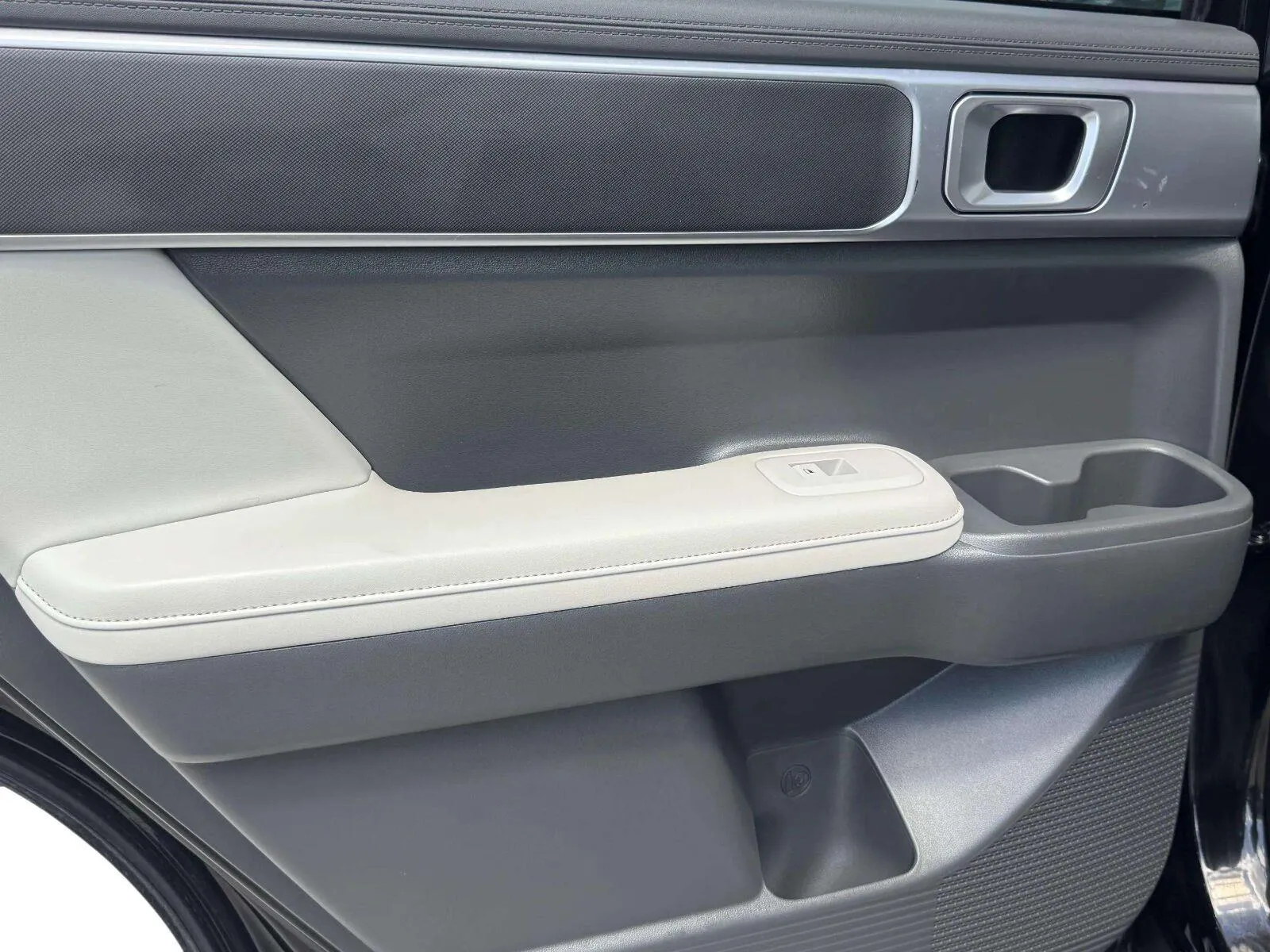 Hyundai Santa Fe photo 29