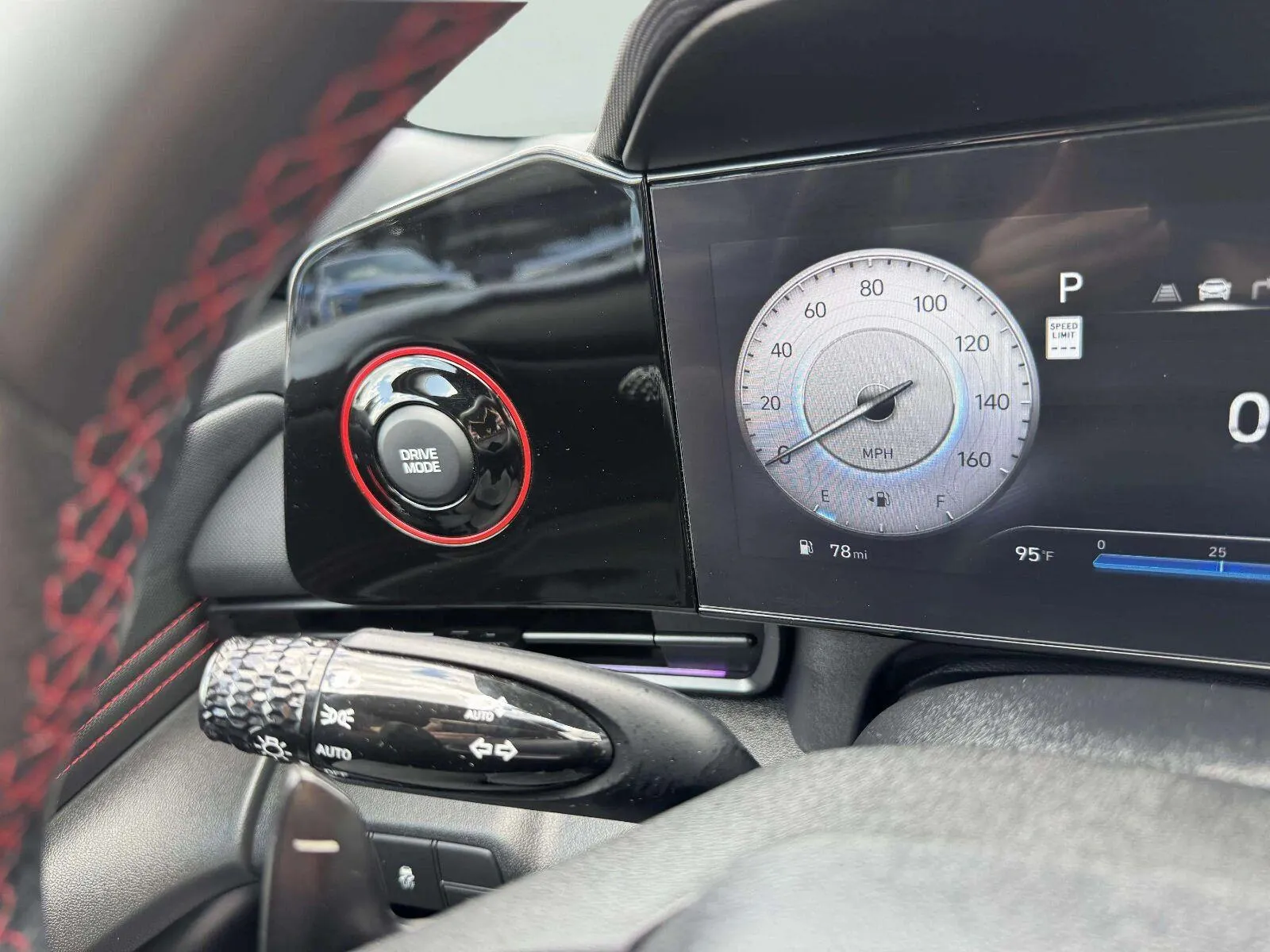 Hyundai Elantra photo 21