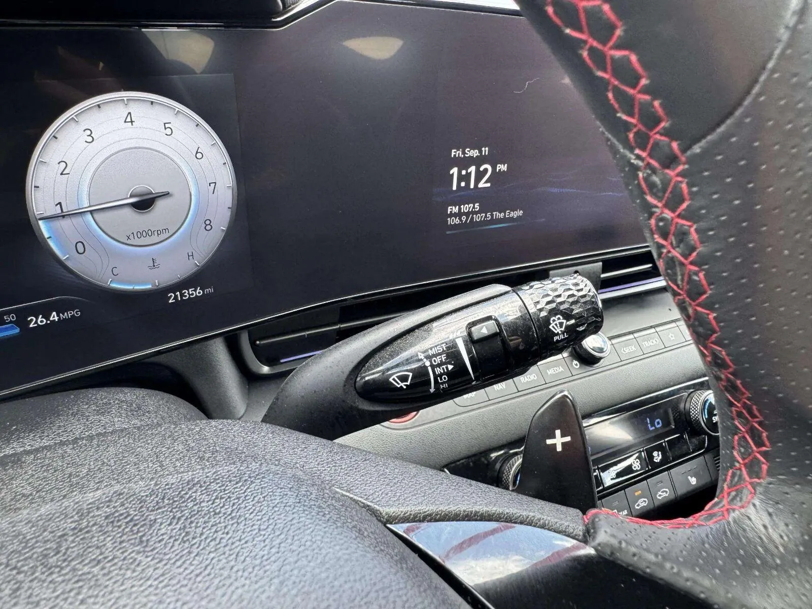Hyundai Elantra photo 22