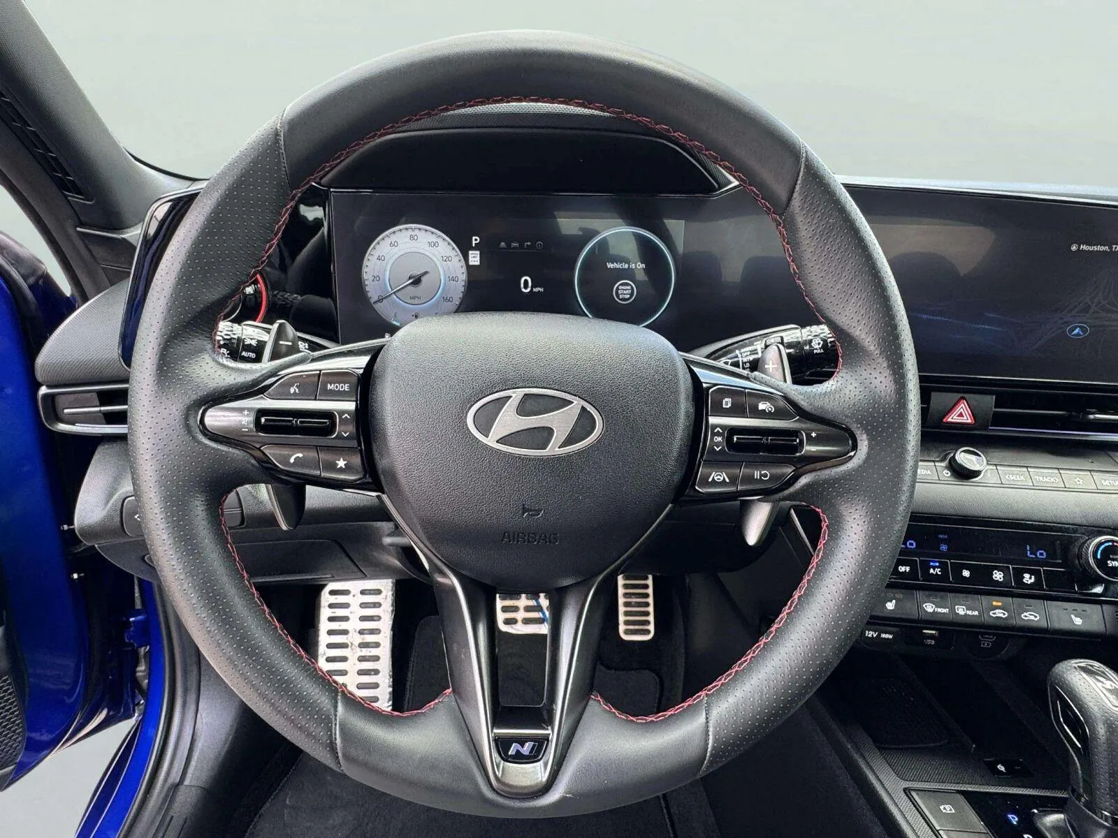 Hyundai Elantra photo 26