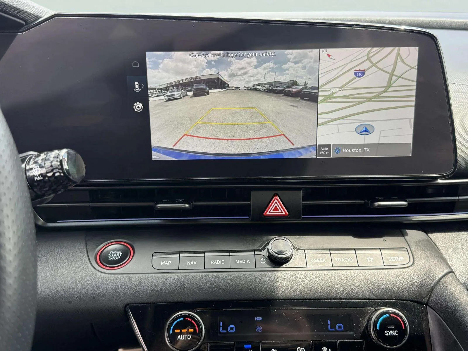 Hyundai Elantra photo 28