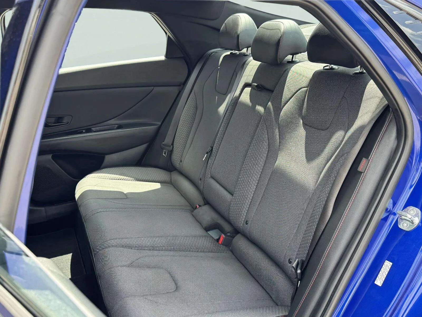 Hyundai Elantra photo 32