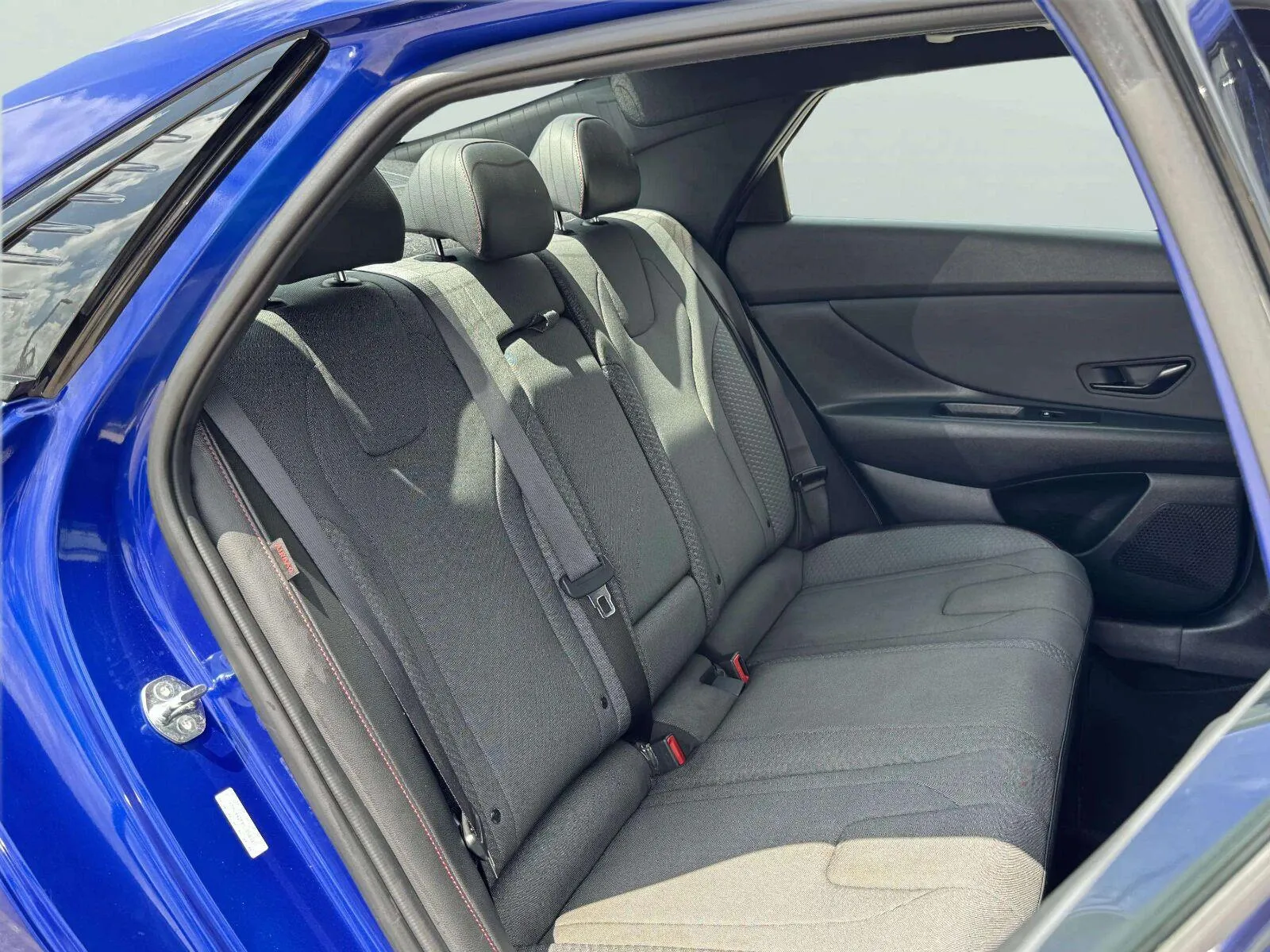 Hyundai Elantra photo 36