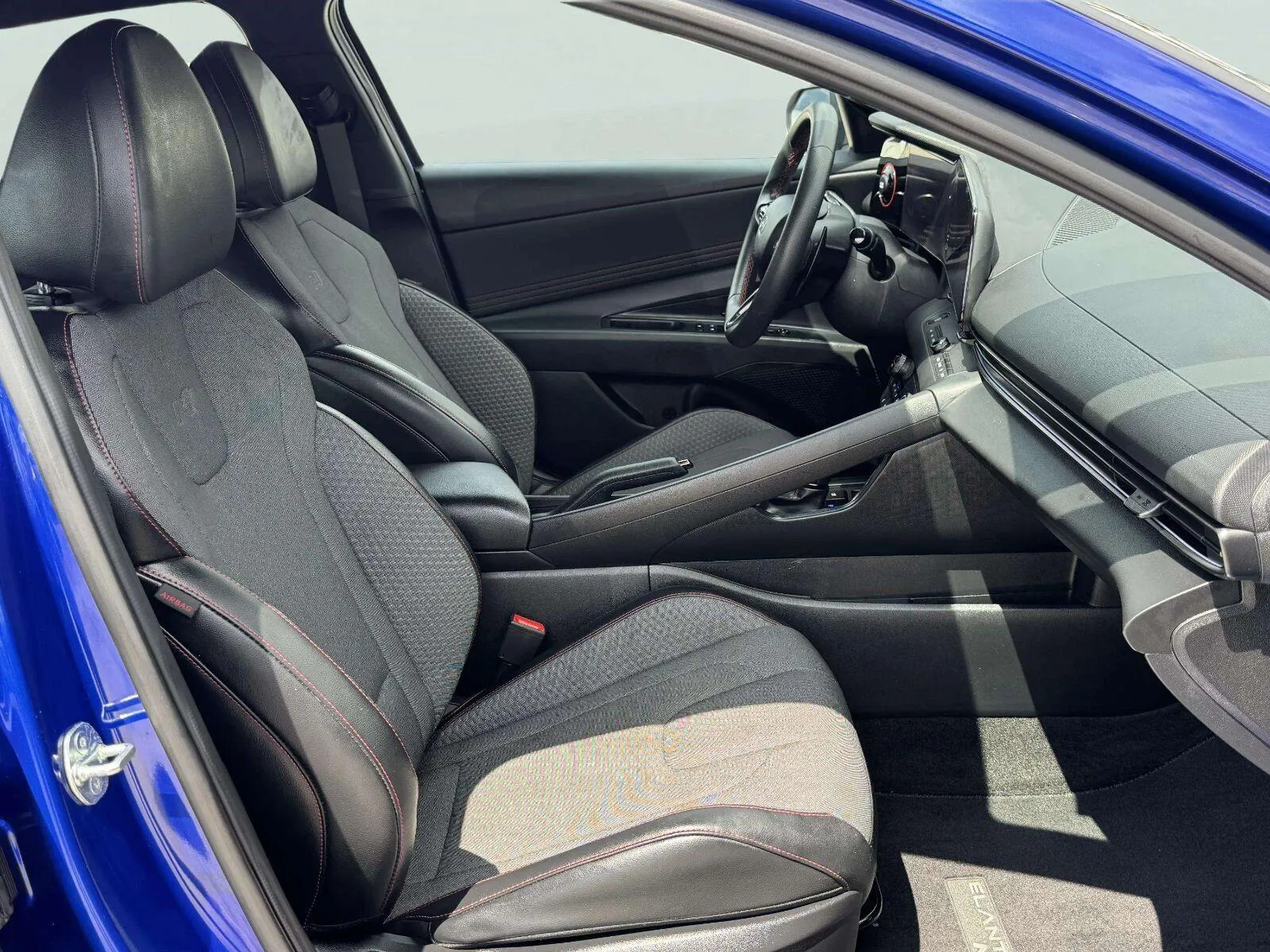 Hyundai Elantra photo 40