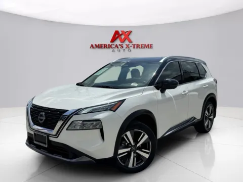 White 2023 Nissan Rogue SL for sale in Houston, TX