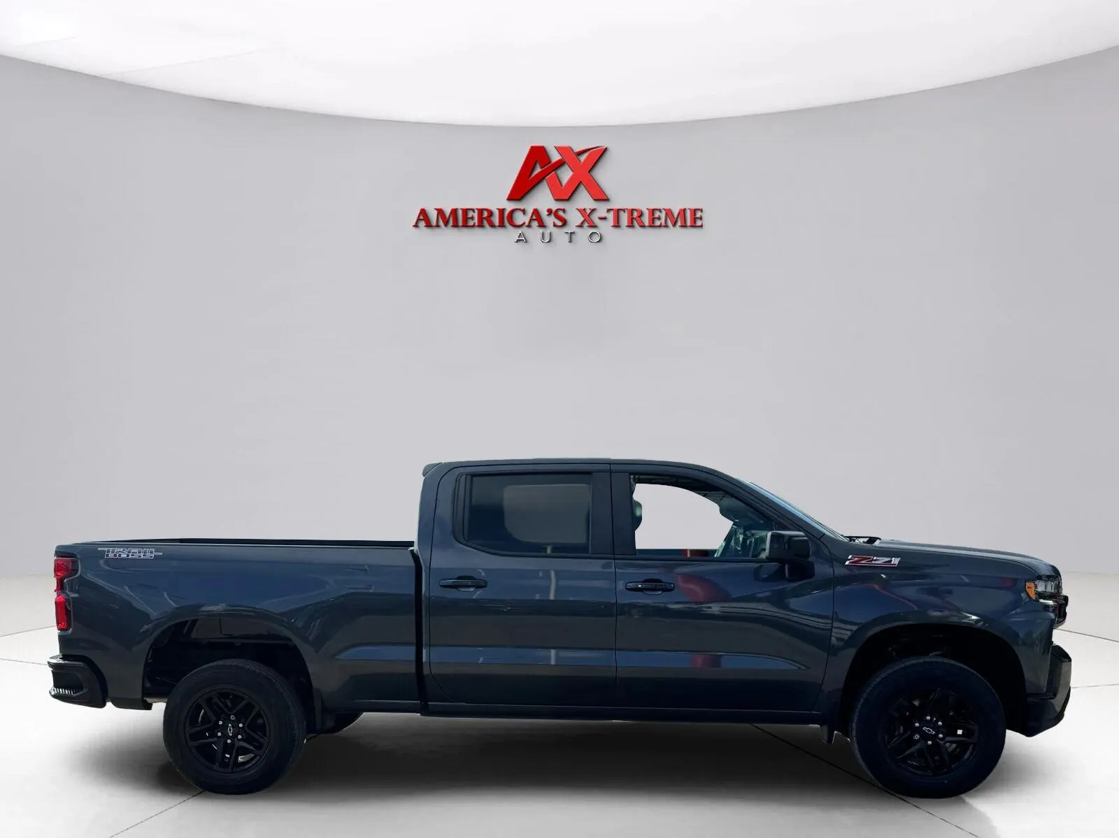 Chevrolet Silverado photo 7