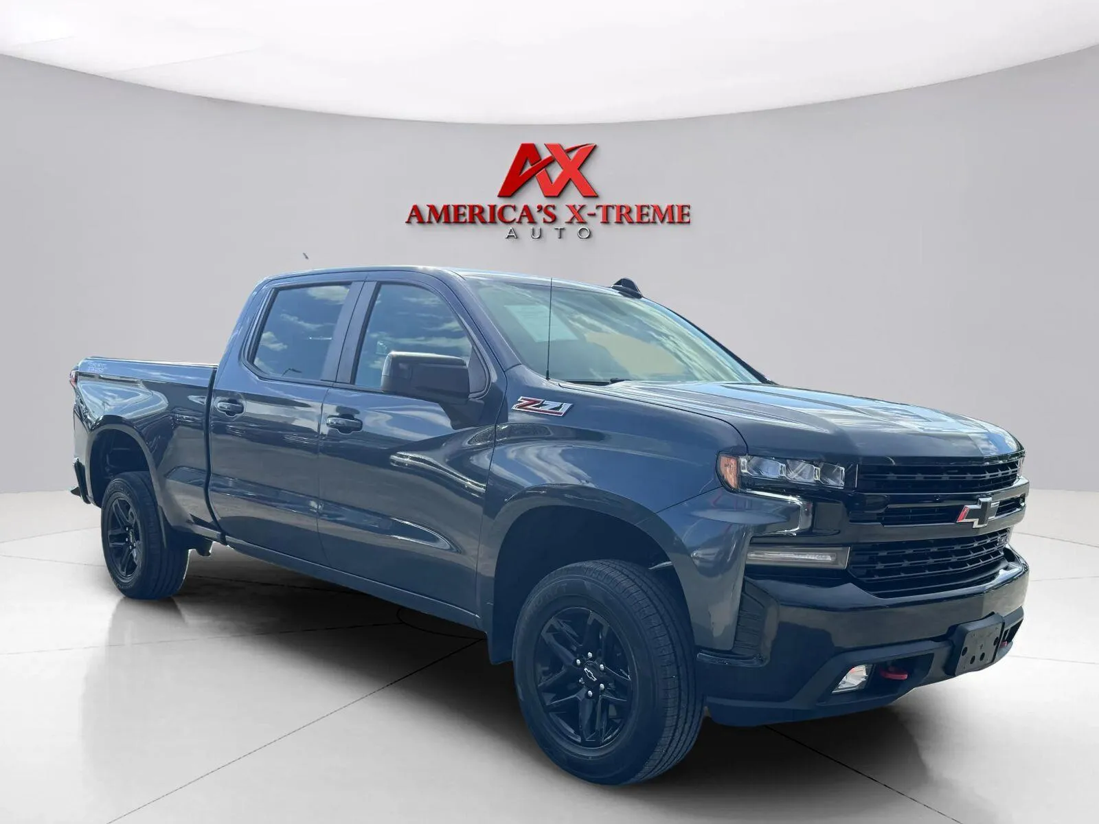 Chevrolet Silverado photo 8