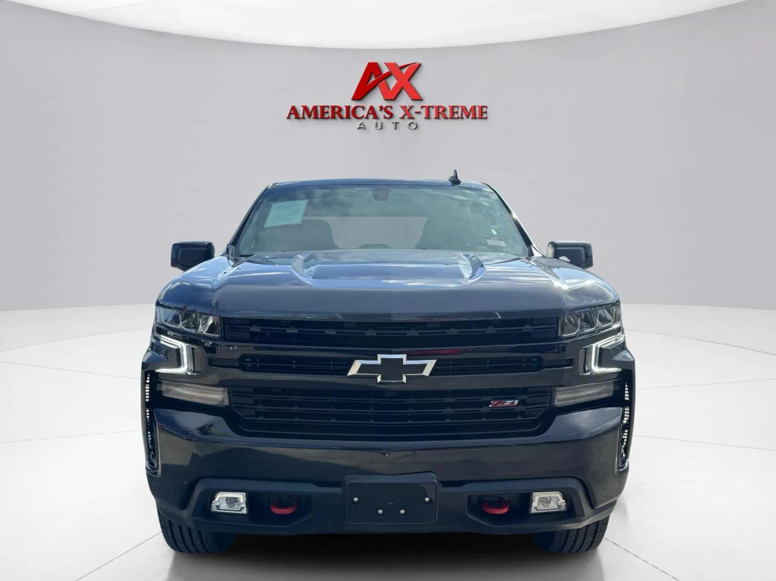 Chevrolet Silverado photo 9