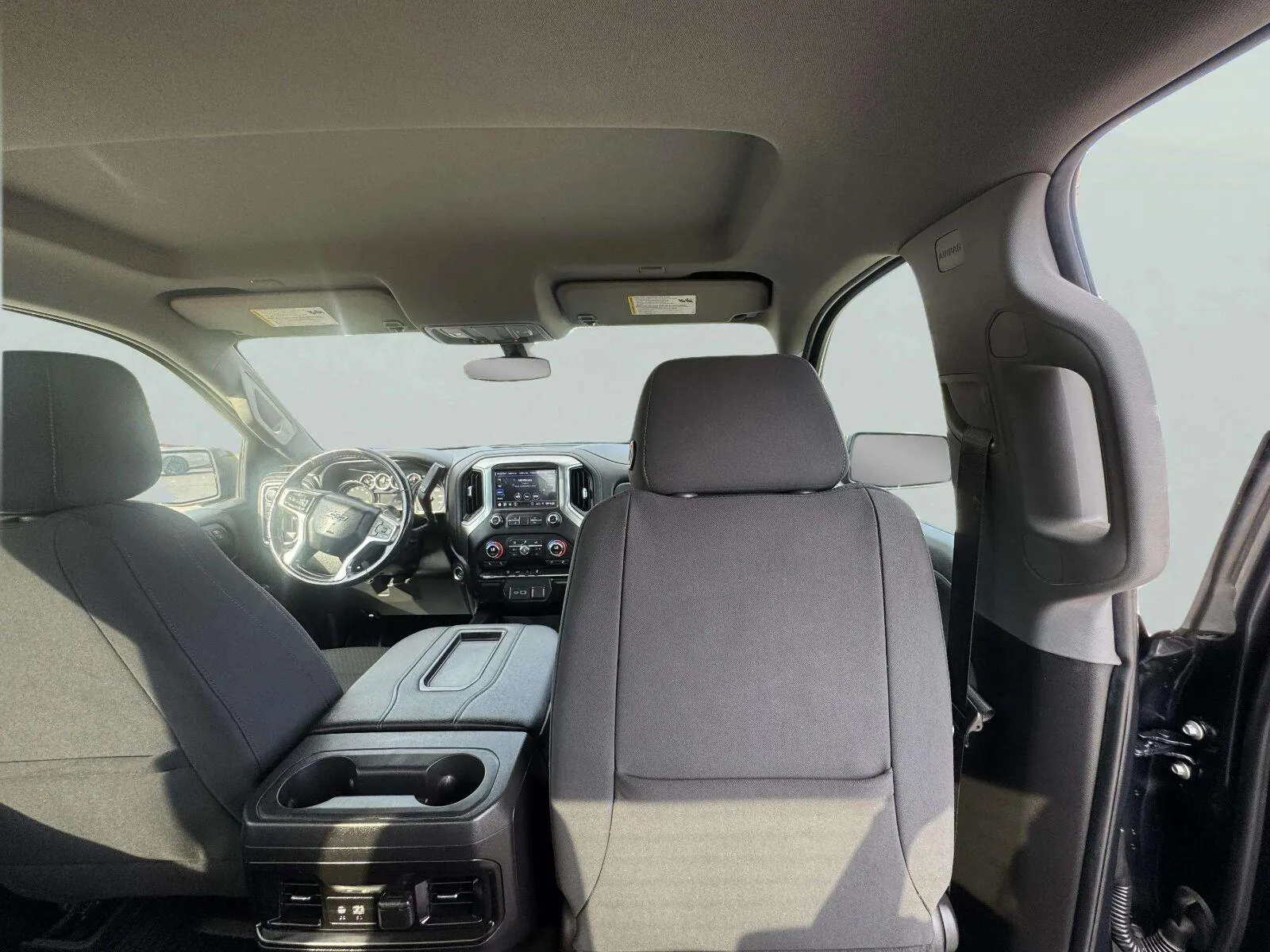 Chevrolet Silverado photo 36