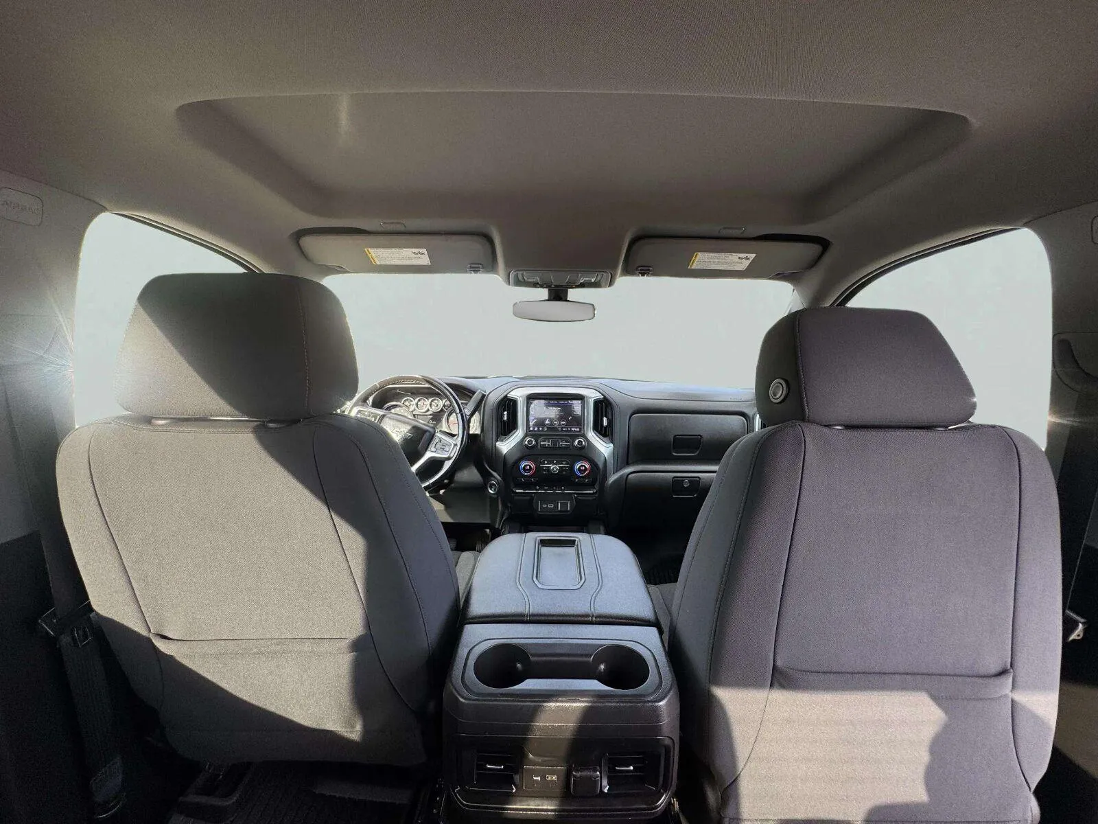 Chevrolet Silverado photo 37