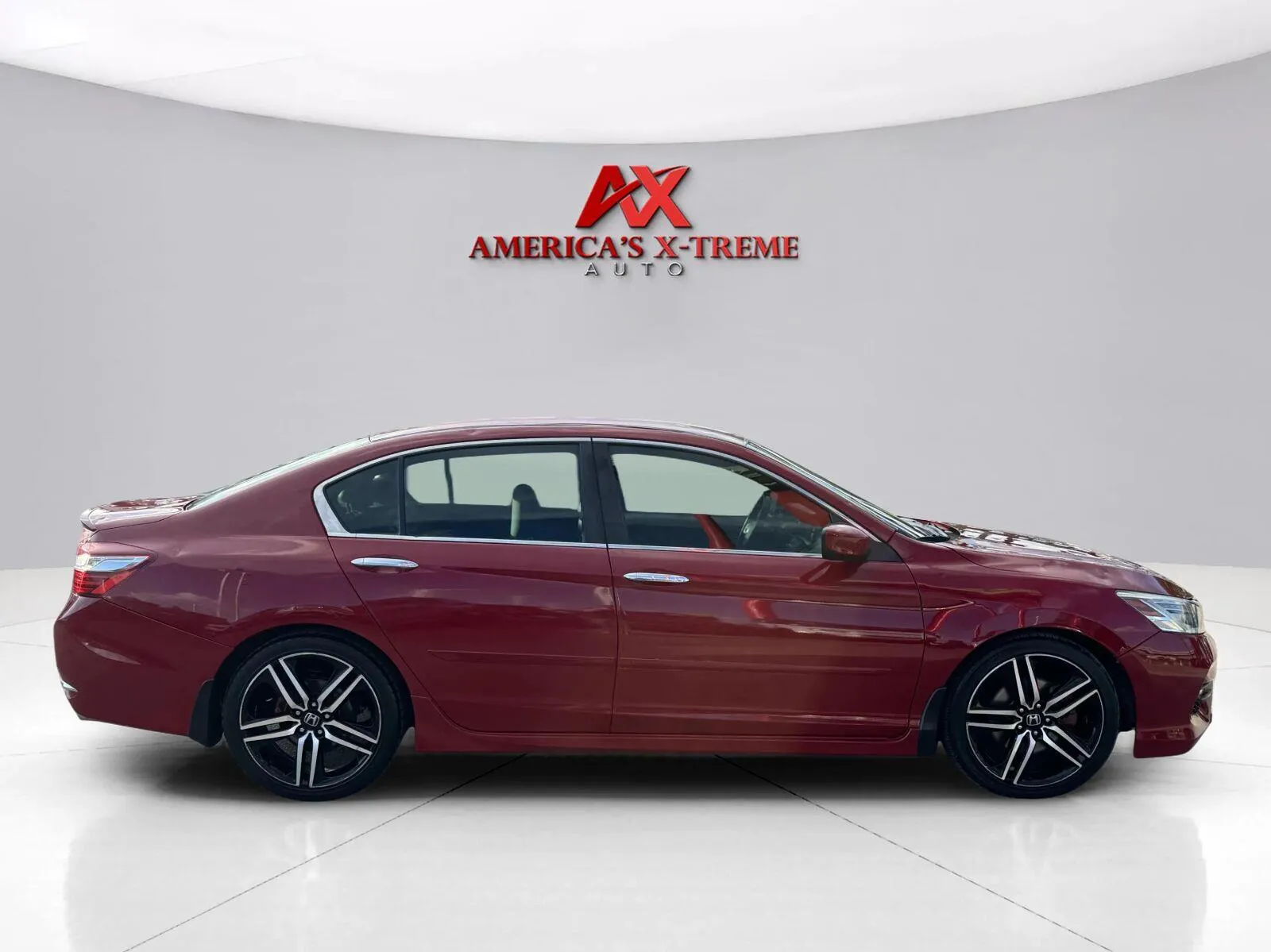 Honda Accord photo 7