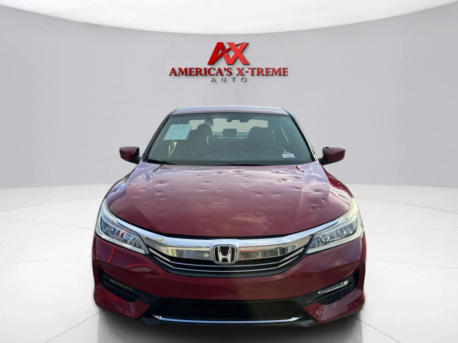 Honda Accord photo 9