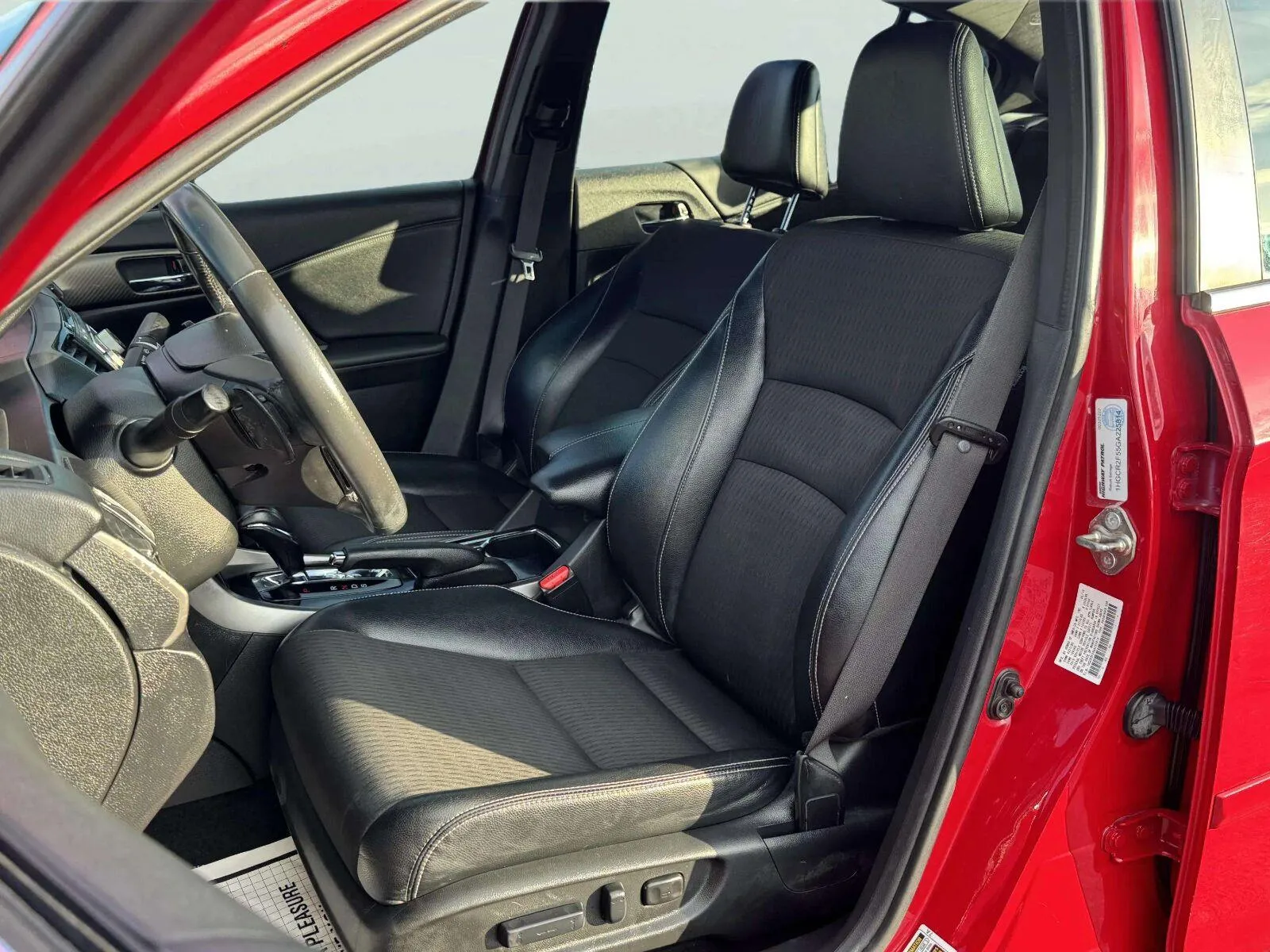 Honda Accord photo 19
