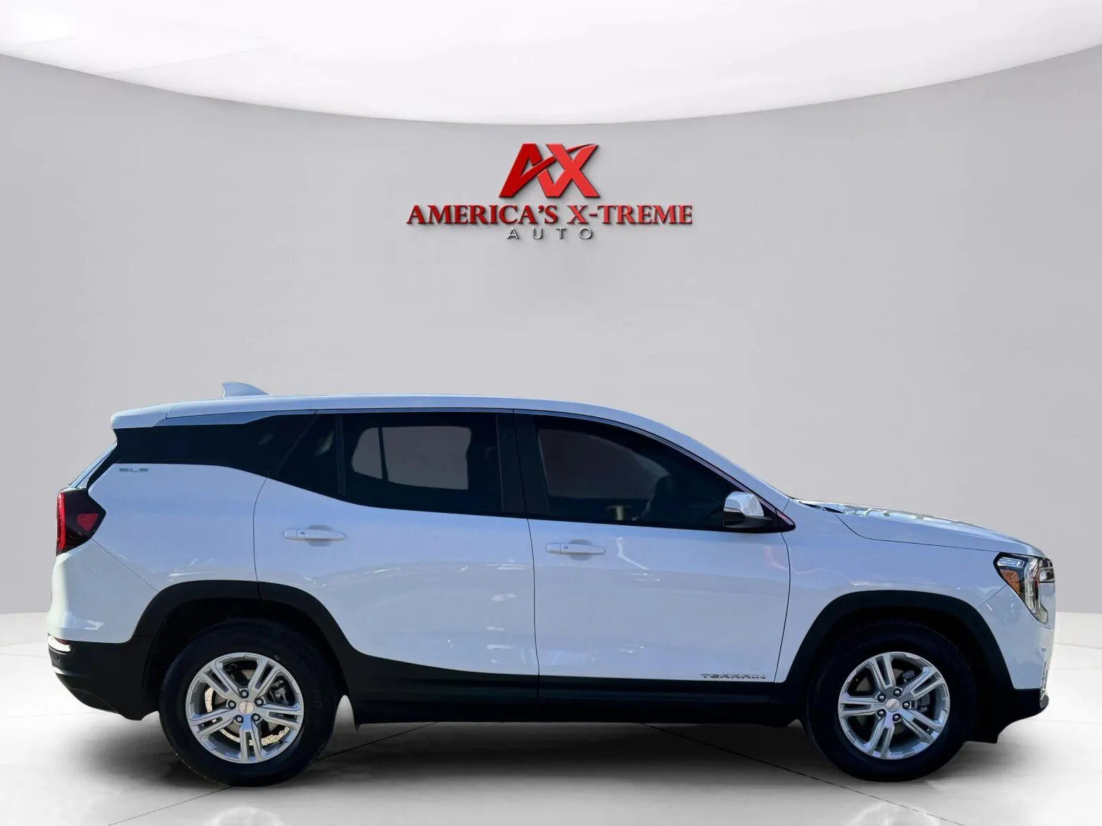 GMC Terrain photo 7