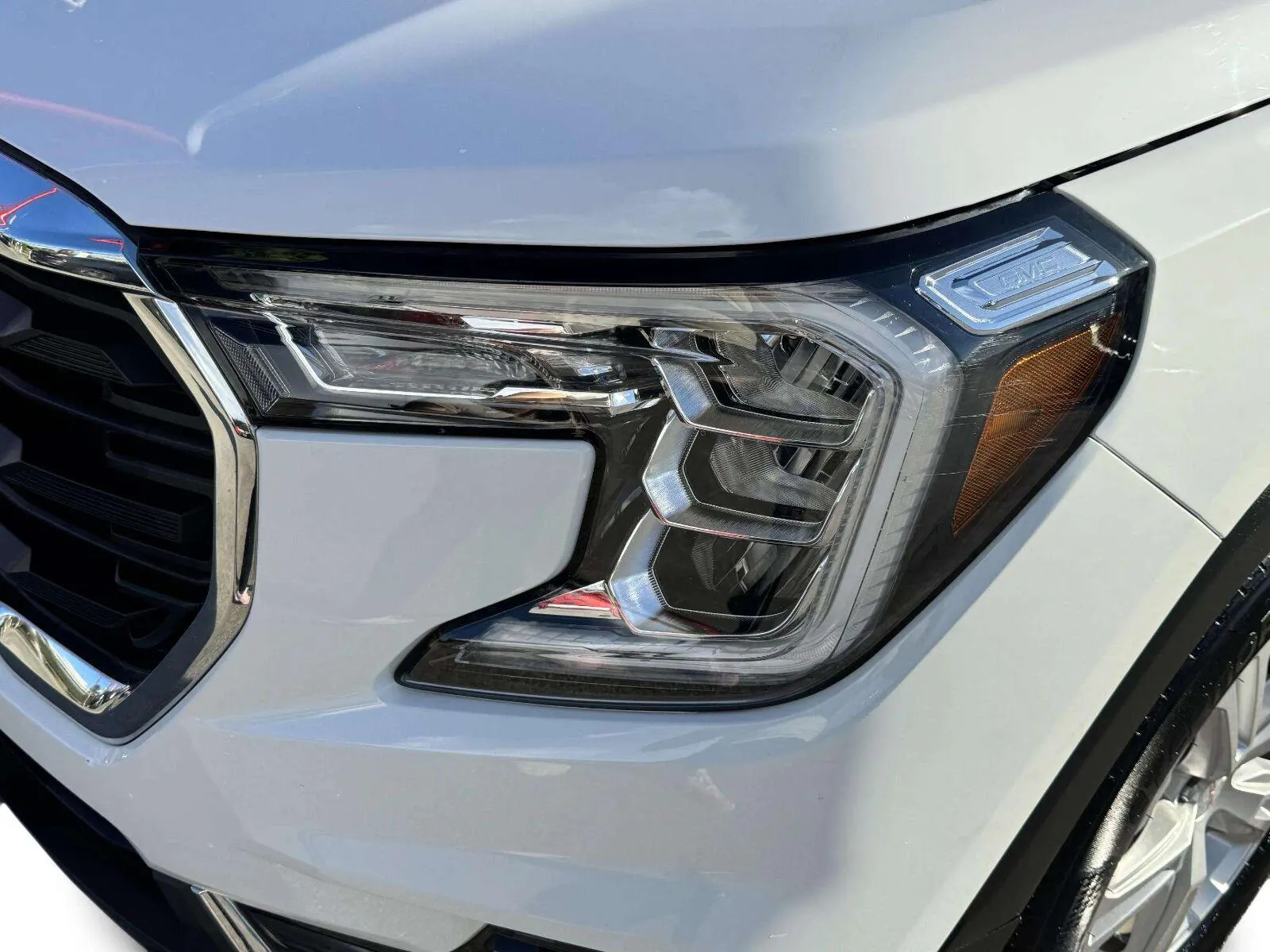 GMC Terrain photo 12