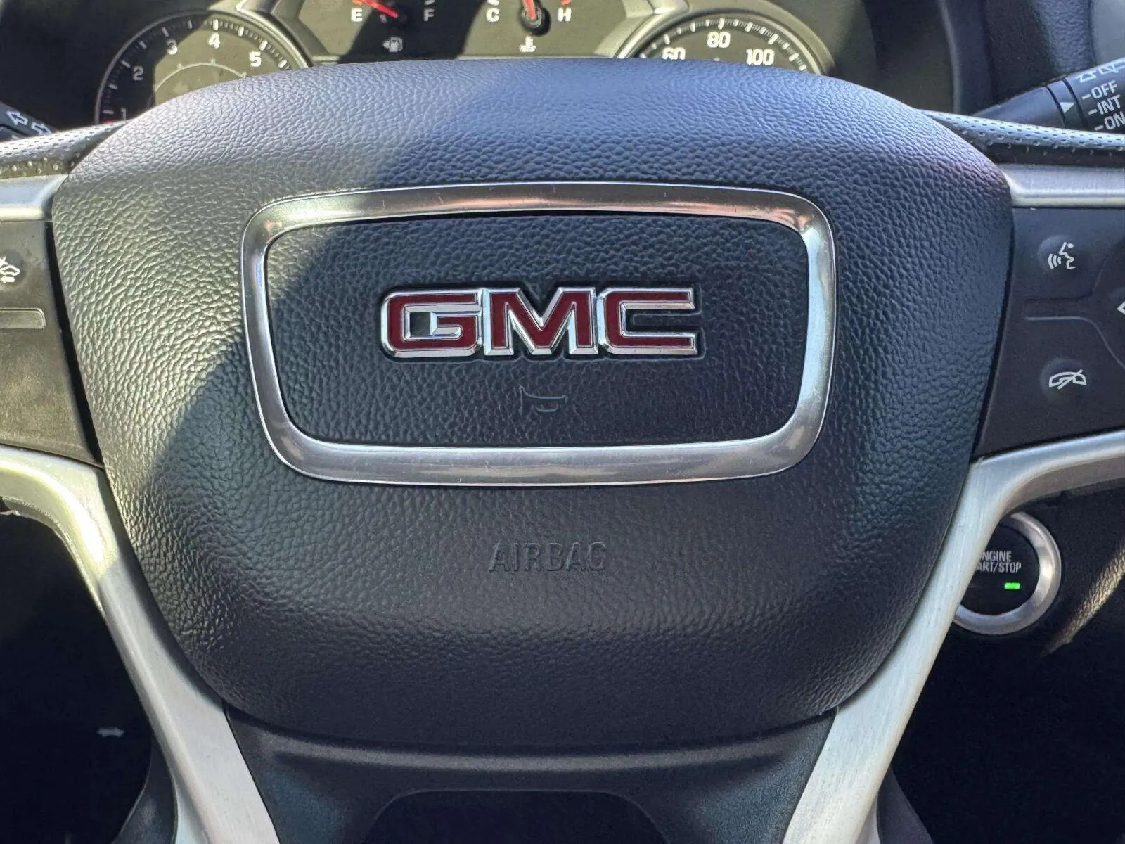 GMC Terrain photo 22