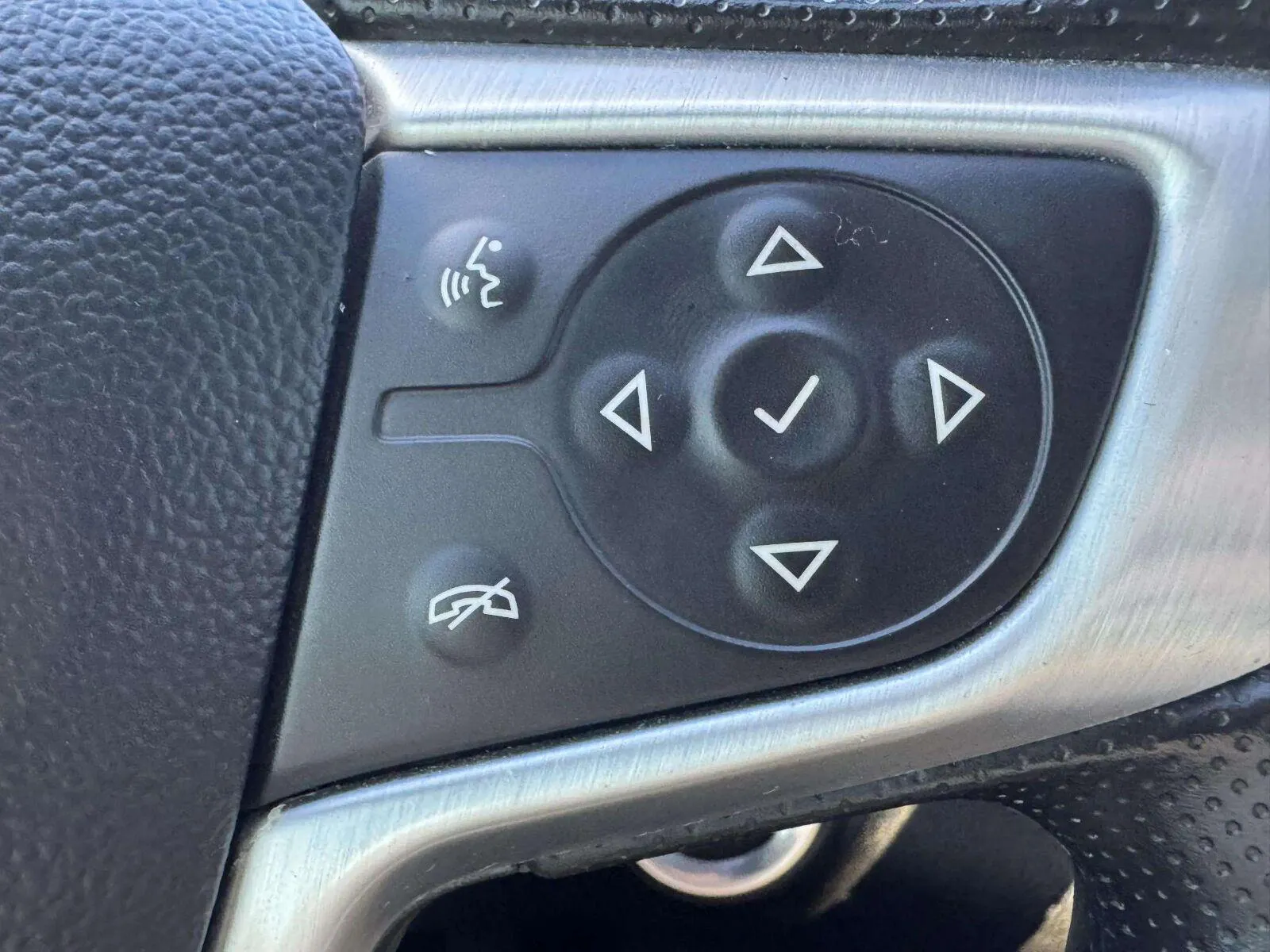GMC Terrain photo 23