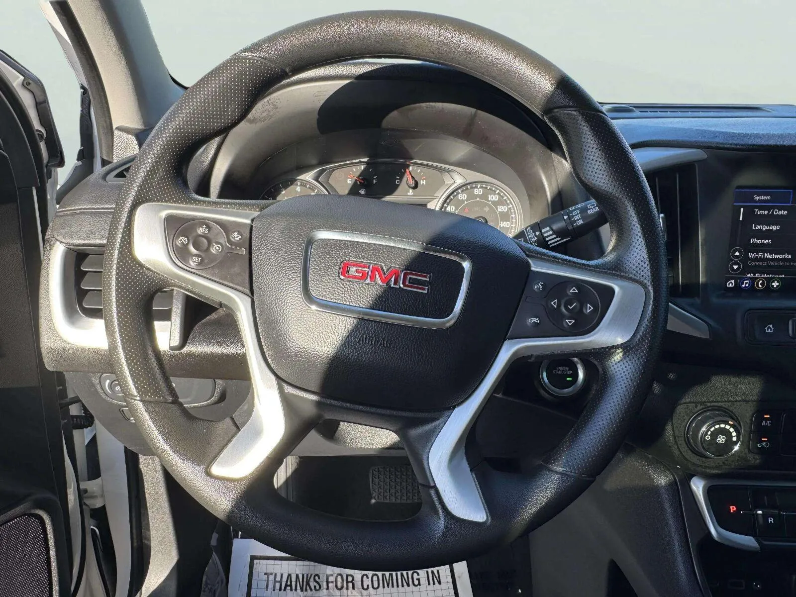 GMC Terrain photo 24