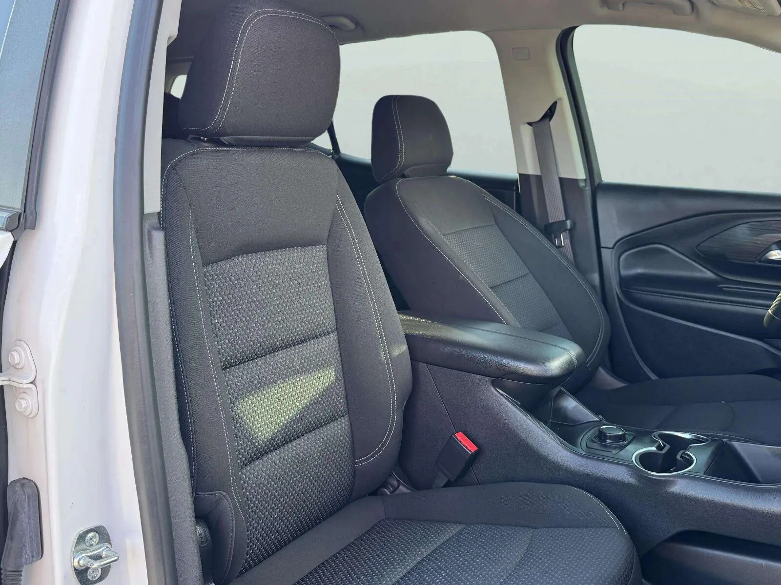 GMC Terrain photo 41